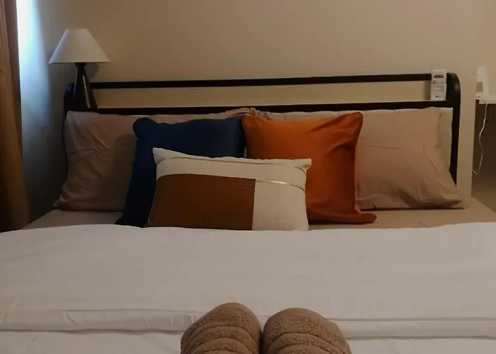 Stylish Makati With Pool Near Airport & Bgc * Manila