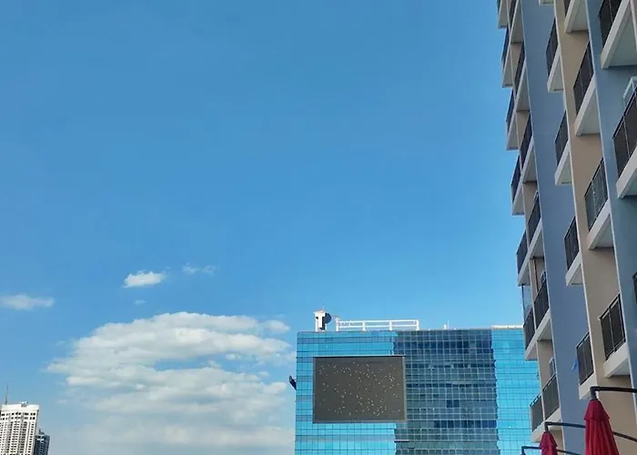 Apartment Stylish Makati With Pool Near Airport & Bgc Manila